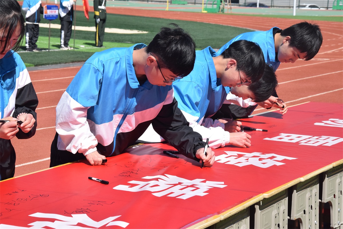 康展职教｜「吉安市工业信息技工学校」弘雷锋精神，倡文明新风