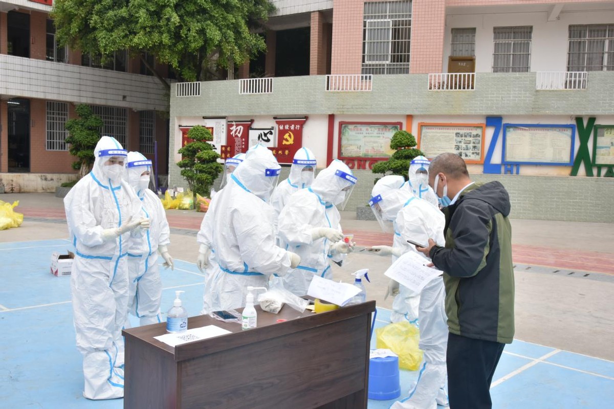 康展职教｜「隆林事业部」春季学期全校师生第六次核酸检测采样